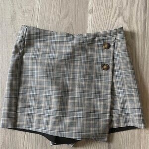Zara skort size medium